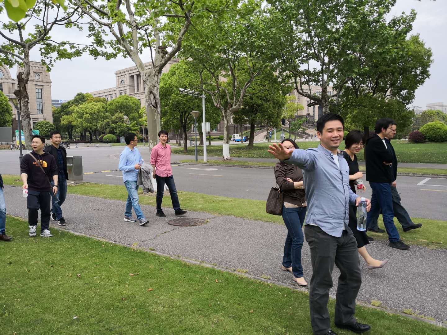 点击查看原图
